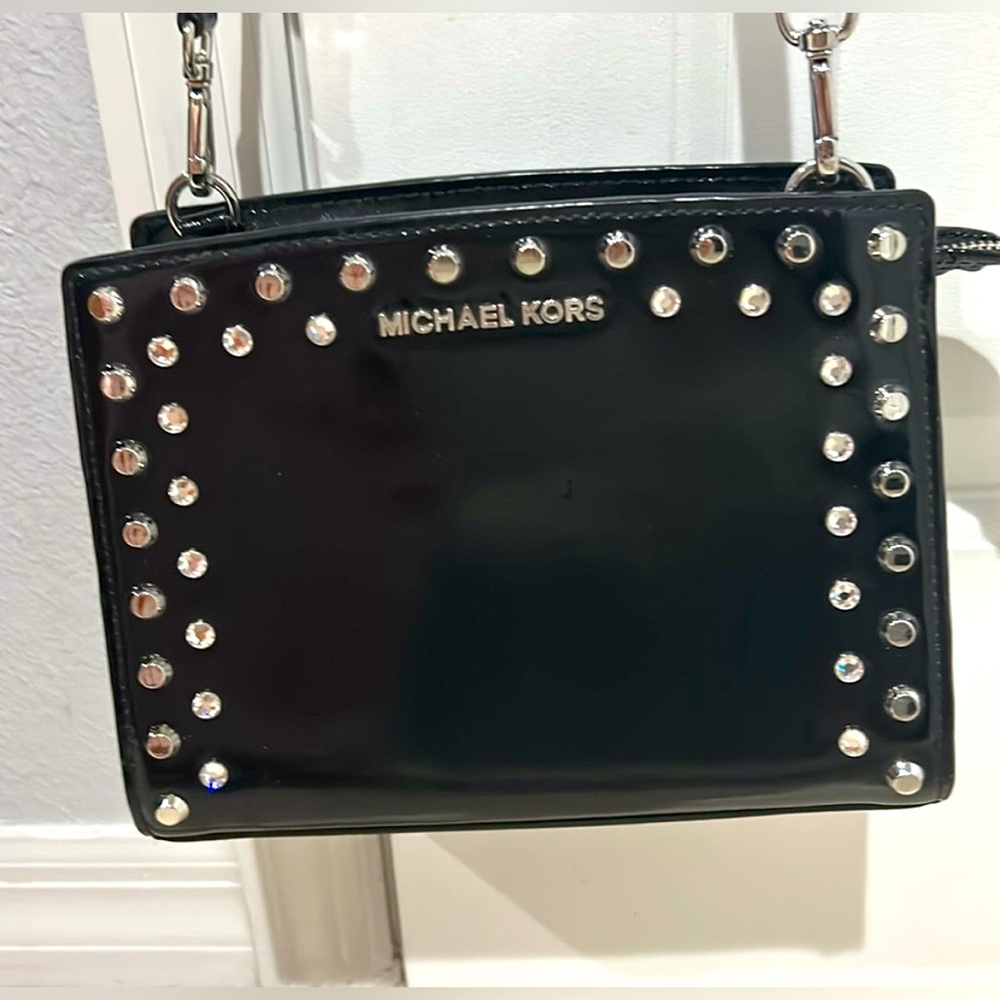 New/Michael Kors Patent Leather Black shiny Rhinestone Crossbody bag -never used
